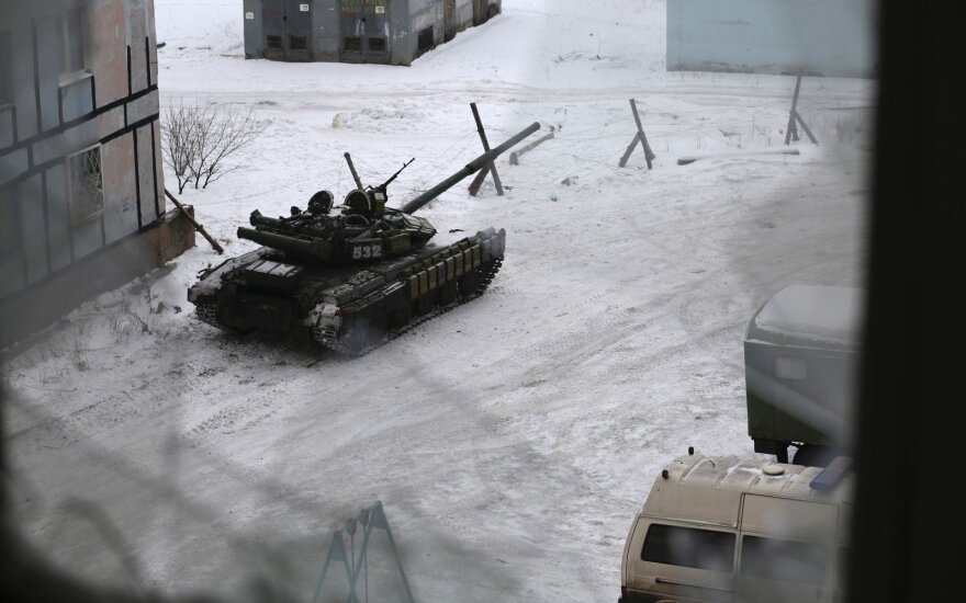 Susirėmimai nerimsta – Ukrainos rytuose žuvo dar devyni žmonės