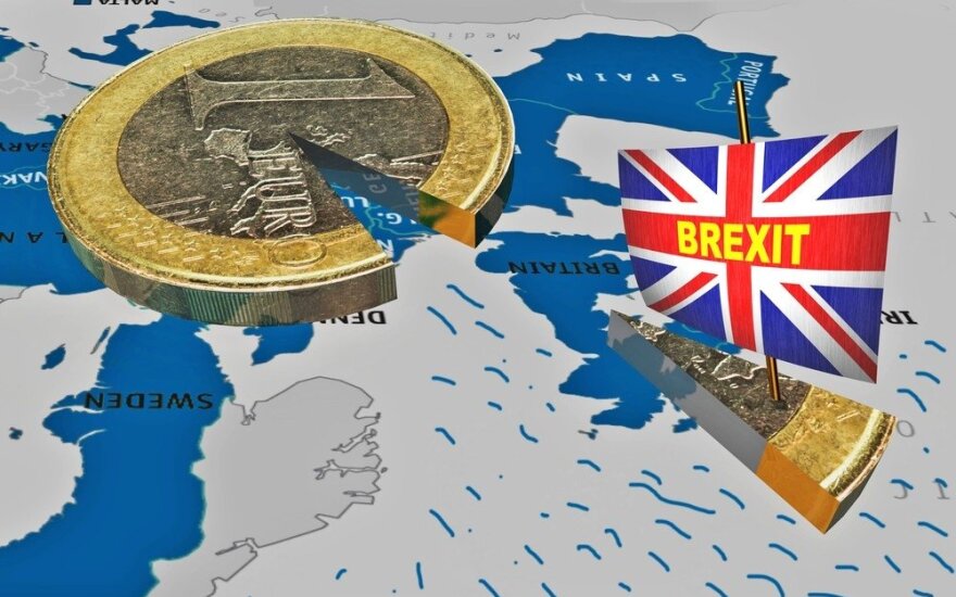 D. Britanija „Brexit“ sąskaitą turės mokėti eurais