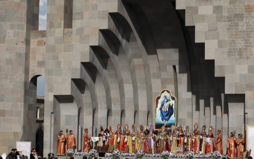 Armėnijos Bažnyčia kanonizavo 1,5 mln. genocido aukų