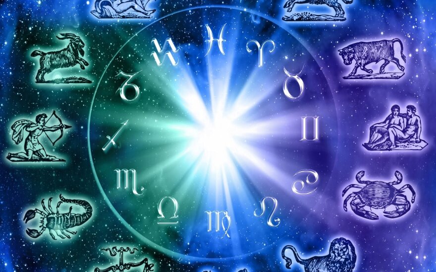 Astrologės Lolitos prognozė spalio 2 d.: apgalvotų mažų žingsnelių diena