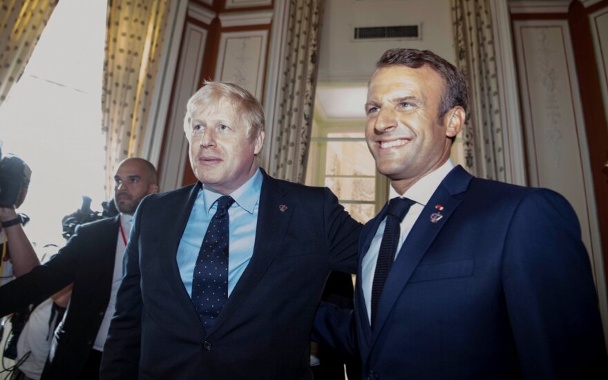 Johnsonas perspėjo Macroną: „Brexit“ atidėtas nebus
