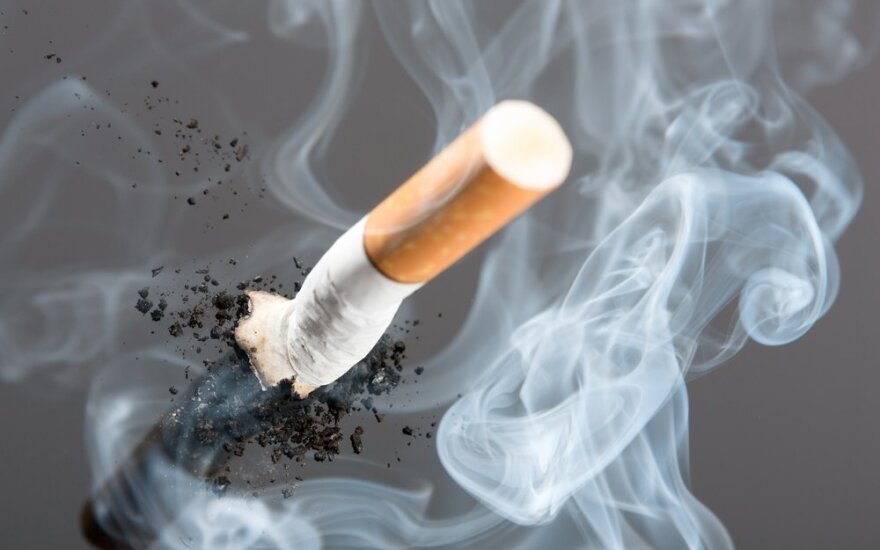 Mažėjant nelegaliai tabako rinkai, ryškėja naujos kontrabandos tendencijos