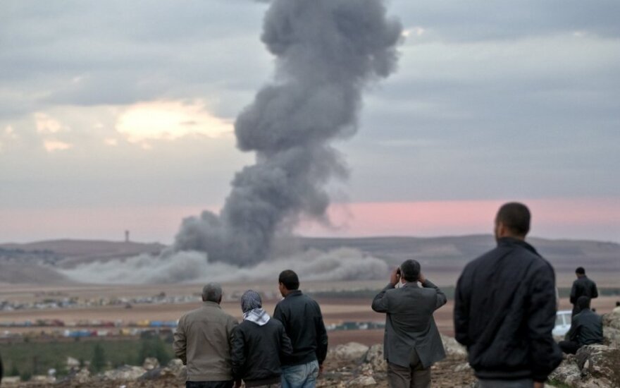 Sirijos režimo pajėgų smūgiai nusinešė 20 civilių gyvybių