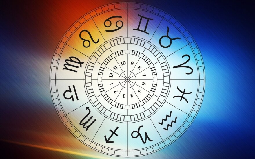 Astropsichologės Samanthos Zachh horoskopas ketvirtadieniui, kovo 24 d.: valdau pagundas