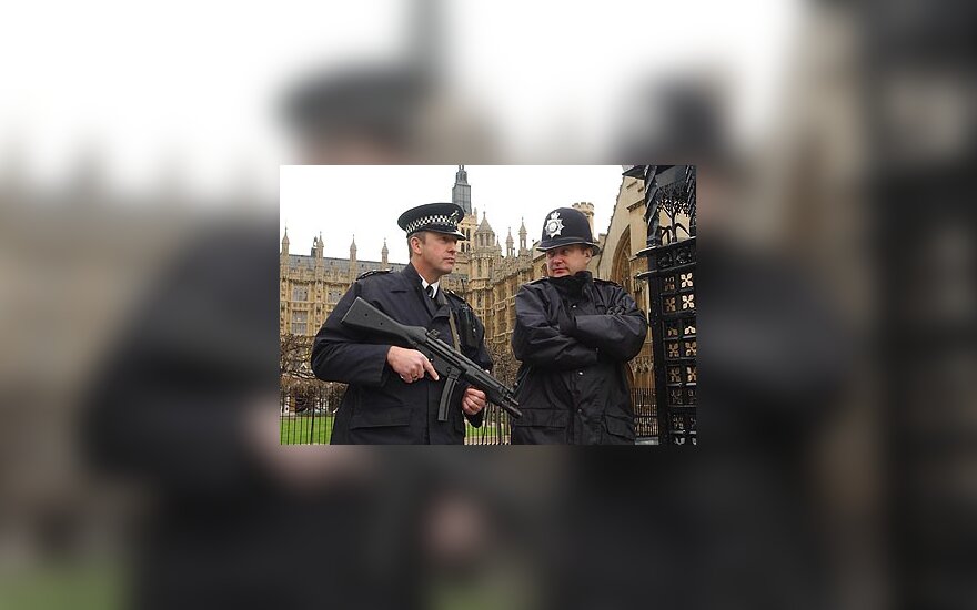 Londonas, D.Britanijos parlamentas, D. Britanijos policija