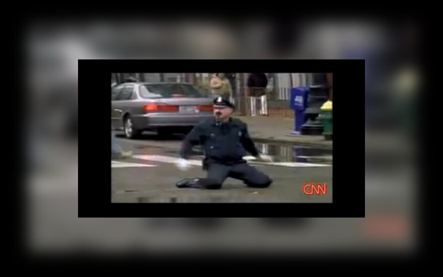 Amerikos pažiba – šokantis kelių policininkas