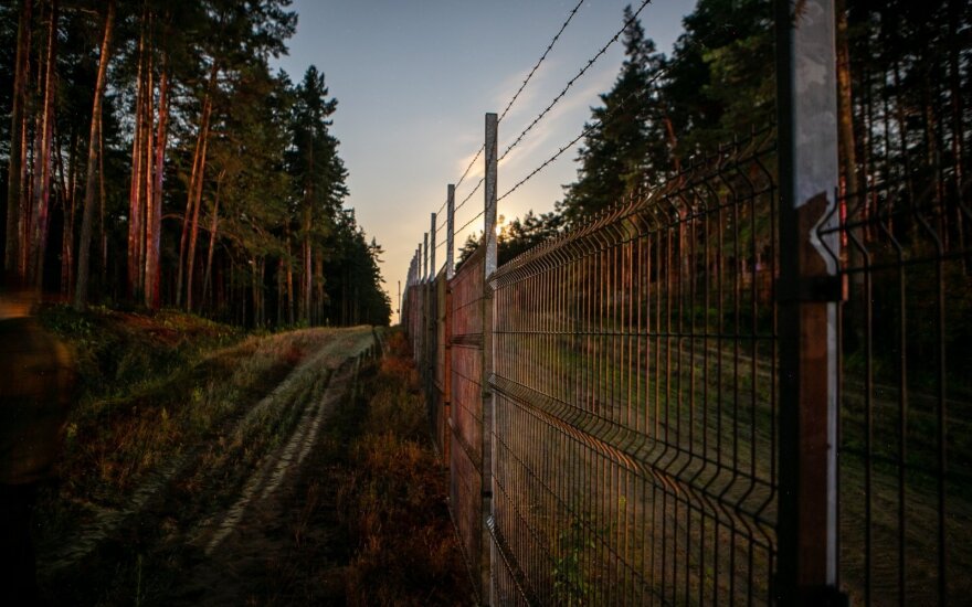 Hibridinė ataka išsisėmė? Į Lietuvą bandė patekti vos keli migrantai