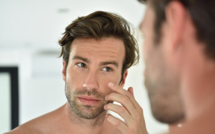 Gydytojas: neapsigaukite, po neskusta barzda vyrai slepia ne vieną problemą