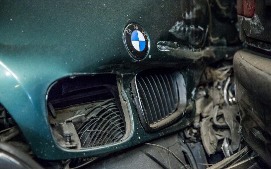 BMW avarija, asociatyvi nuotr.