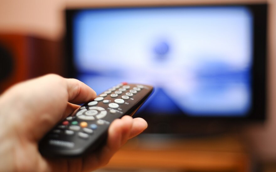Ministry to buy rebroadcasting services for 3 Polish TV channels