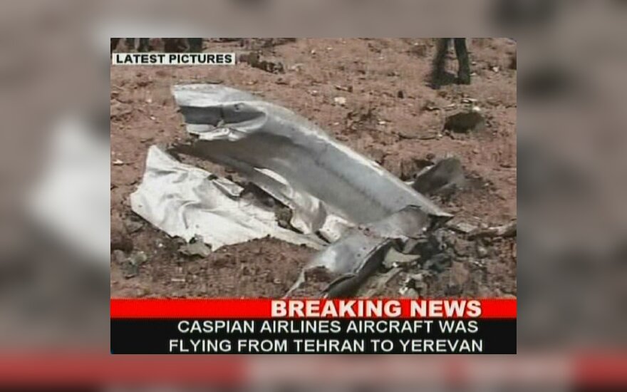 Irane nukrito į Armėniją skridęs lėktuvas su 168 žmonėmis