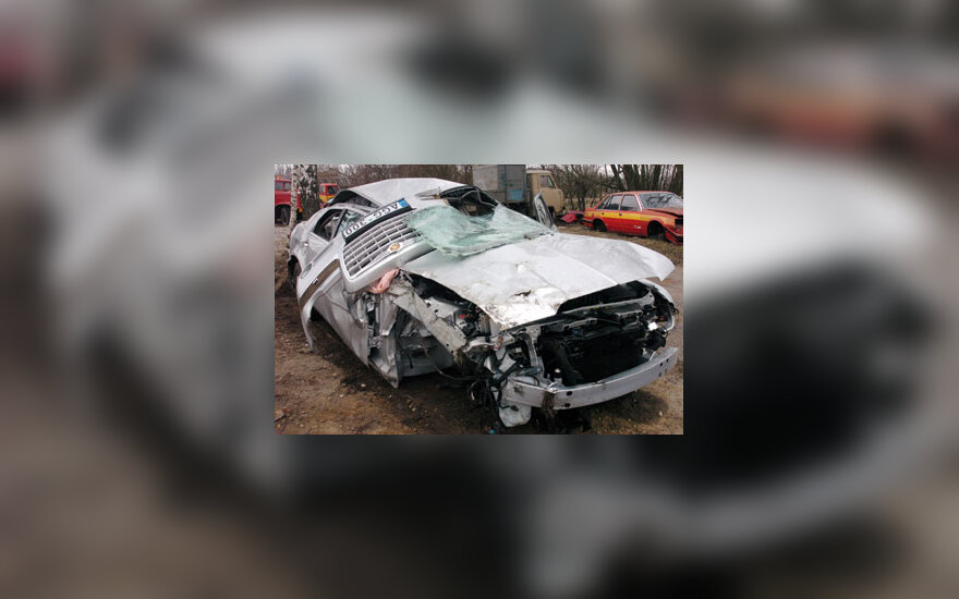 Sumaitotas avarijoje V.Šustausko automobilis