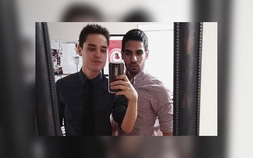 Orlando tragedija: sutuoktuves planavę vaikinai bus kartu palaidoti