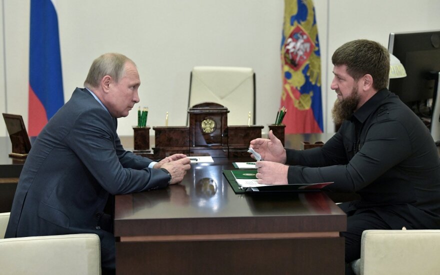 Čečėnijos lyderis Ramzanas Kadyrovas ir V. Putinas