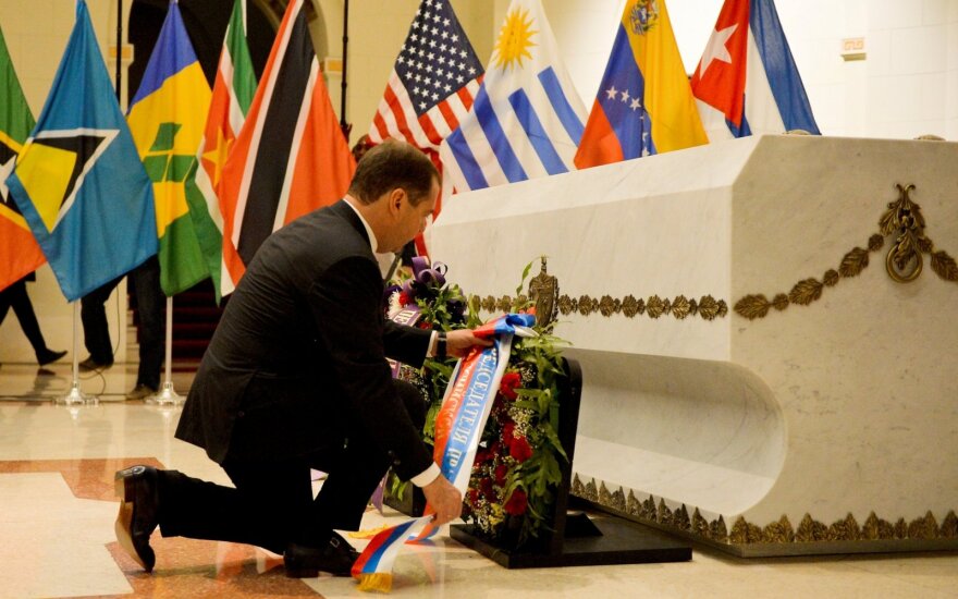 Rusijos premjeras Medvedevas: Kuba gali pasikliauti Maskva