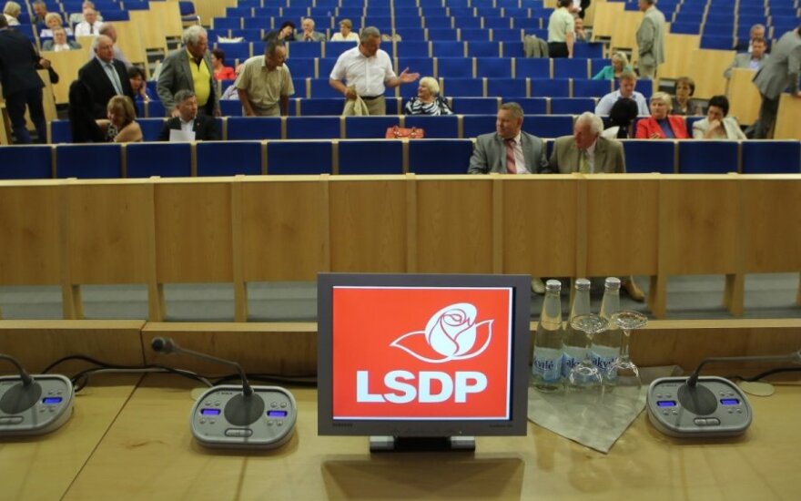 Socialdemokratai pasirinko, ką palaikyti antrame ture
