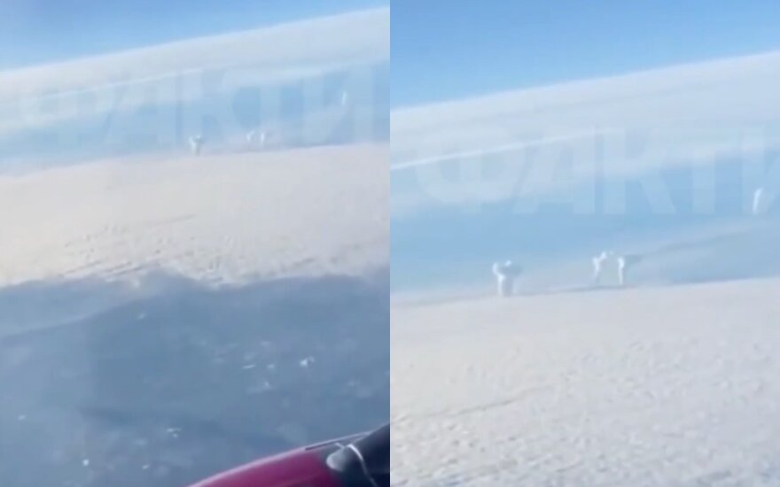 [Delfi trumpai] Pro „Wizz Air“ lėktuvo langą nufilmuoti sprogimai Ukrainoje (video)
