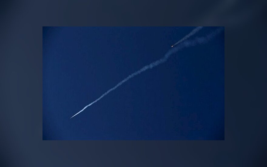 Rusija išbandė hipergarsinę raketos kovinę galvutę