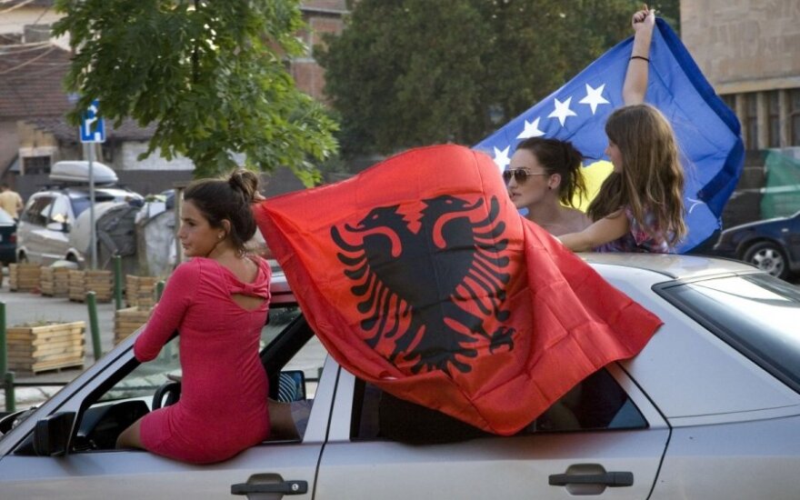 Serbija atmetė ES tarpininkautą susitarimą dėl Kosovo