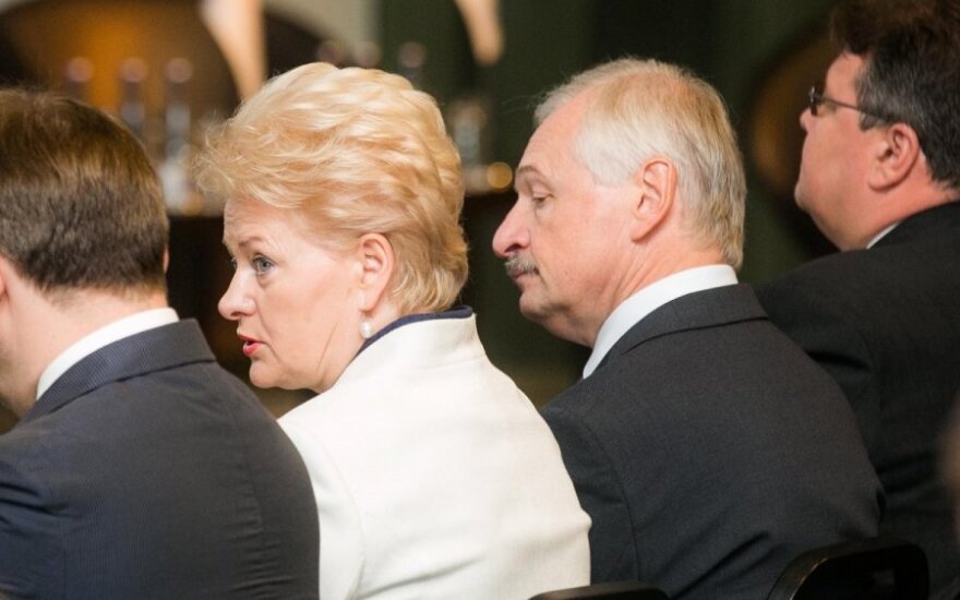 D. Grybauskaitės valia vykdoma: prasidėjo masinis atsistatydinimas