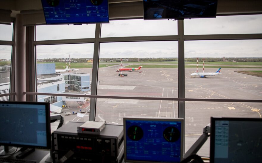 „Oro navigacija“ 1,1 mln. eurų investuoja į skrydžių valdymo treniruoklį
