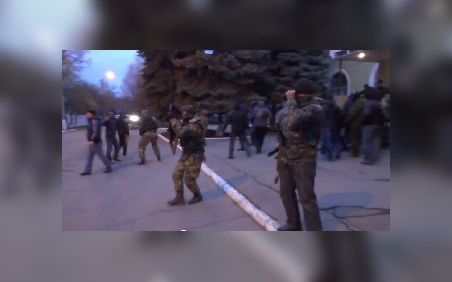 Pasirodė milicijos šturmo Kramatorske vaizdo įrašas