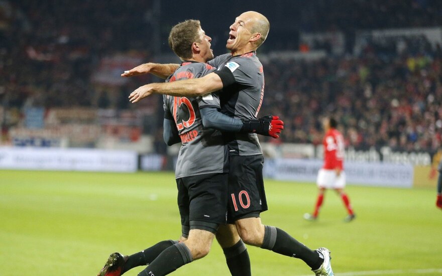 Thomas Muelleris ir Arjenas Robbenas