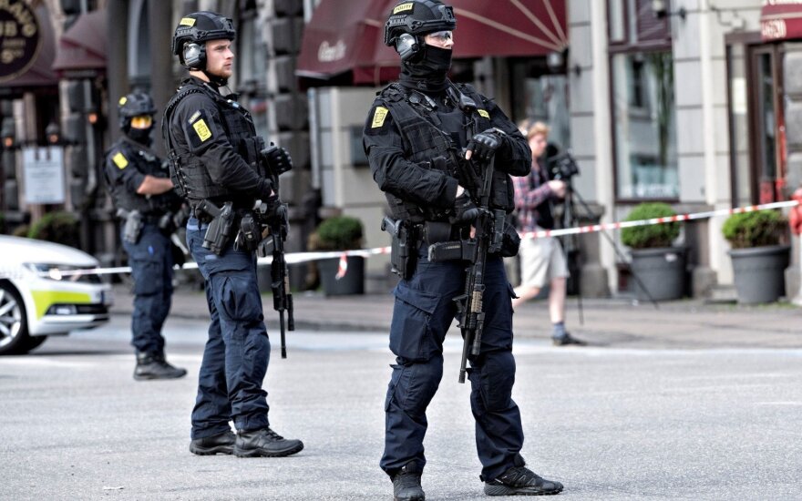 Danijoje sužeistas peiliu policijai grasinęs vyras