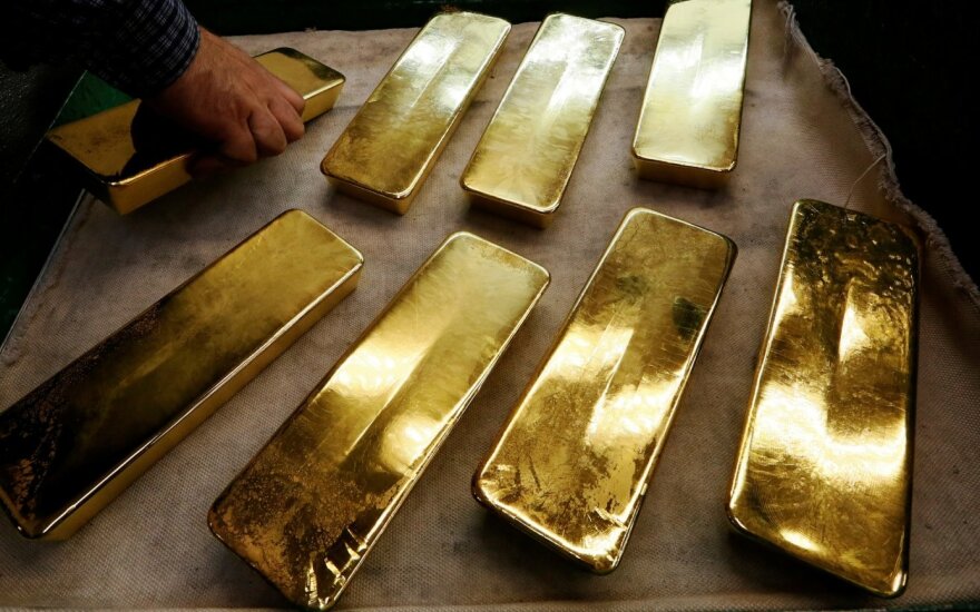 Aukso kaina fiksuojama rekordinėse aukštumose.