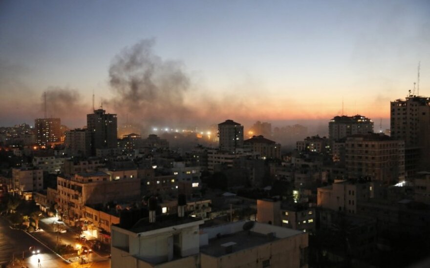 Gazoje įsigaliojo naujos 72 valandų paliaubos tarp Izraelio ir „Hamas“