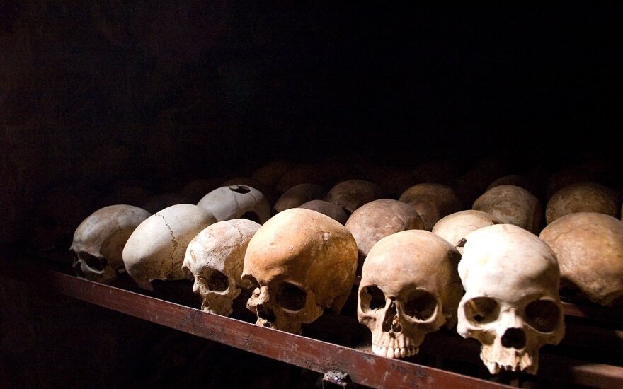 Genocidas. Asociatyvi foto
