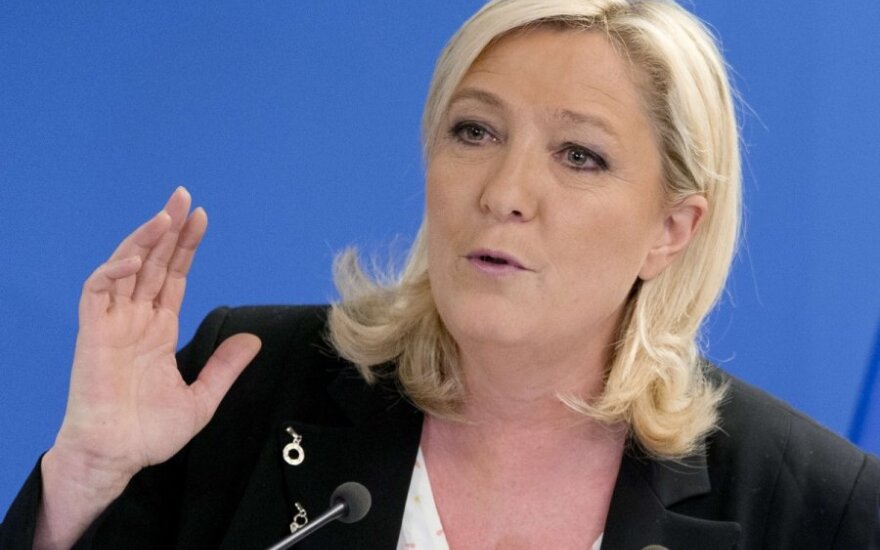 M. Le Pen: Prancūzija turi daugiau priežasčių trauktis