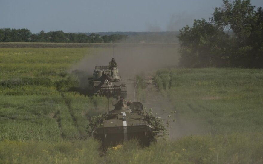 Ukraina: žuvo 7 vyriausybės pajėgų kariai