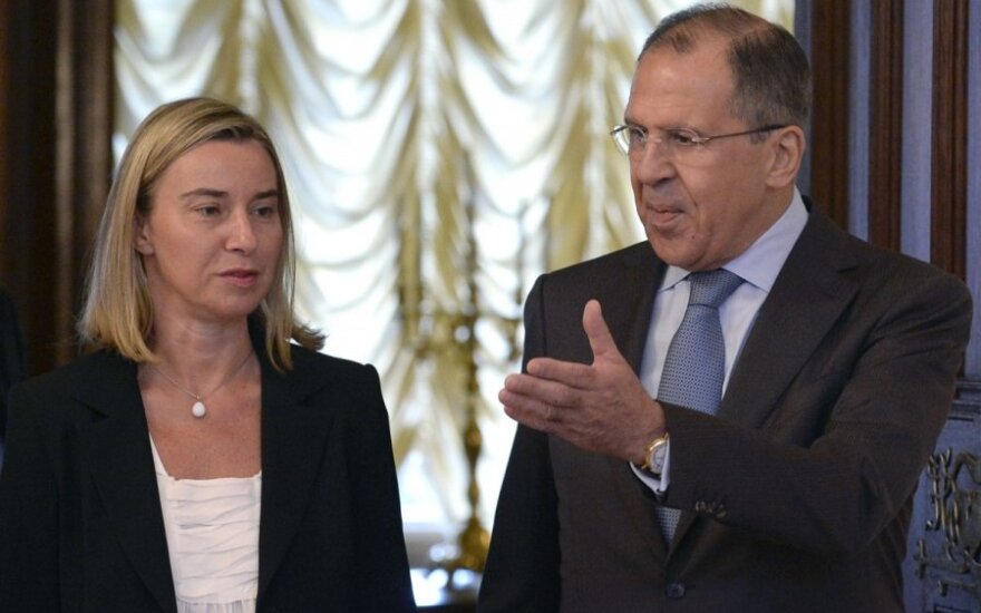 Federica Mogherini and Russian Foreign Minister Sergey Lavrov