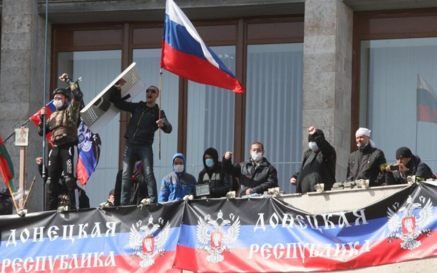 Deputatas: separatistus Luhanske finansavo V. Janukovyčiaus šeima