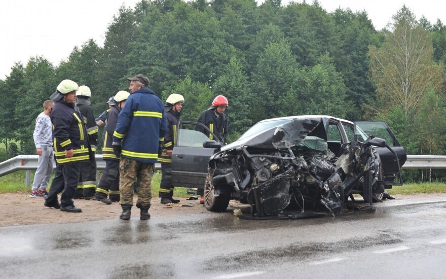 Didelė avarija kelyje Leipalingis-Veisiejai – sužaloti 6 žmonės, kaltininkas neblaivus