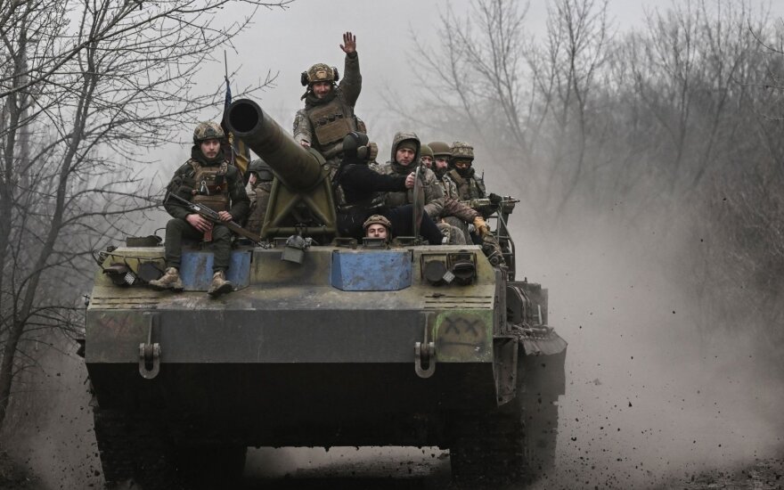 Ekspertai regi tolesnį Rusijos armijos veikimo planą: išskiriamos 3 fazės