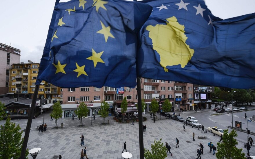 ES sutiko taikyti bevizį režimą Kosovui