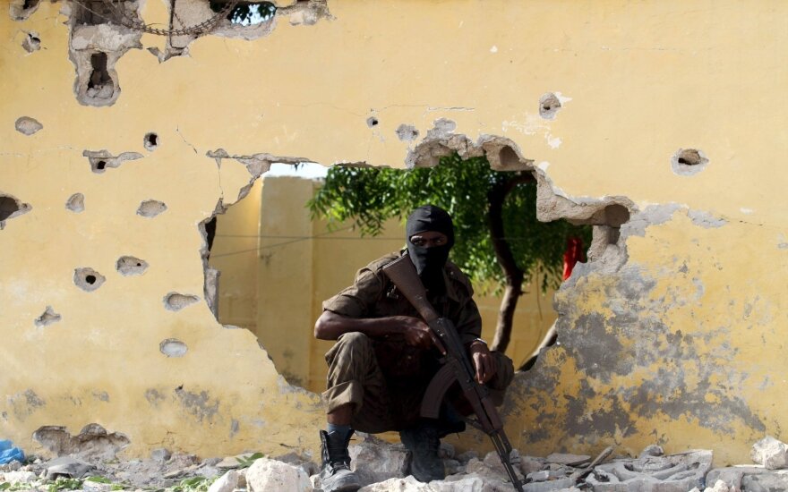 Atakavus viešbutį Somalyje žuvo mažiausiai 12 žmonių