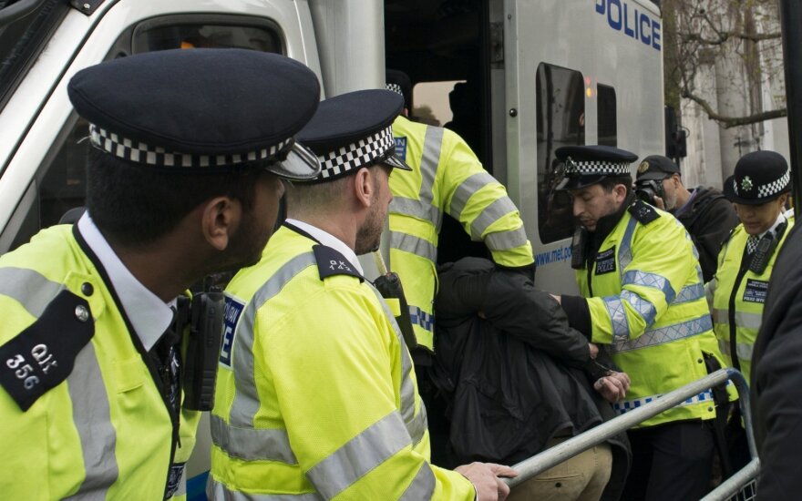 Londone suimti du vyrai, įtariami po tiltu gyvenusio lietuvio nužudymu