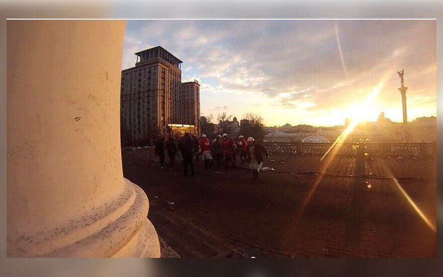 Šiurpi vaizdo medžiaga iš Kijevo: nufilmuota, kaip snaiperis nušauna dar vieną aktyvistą