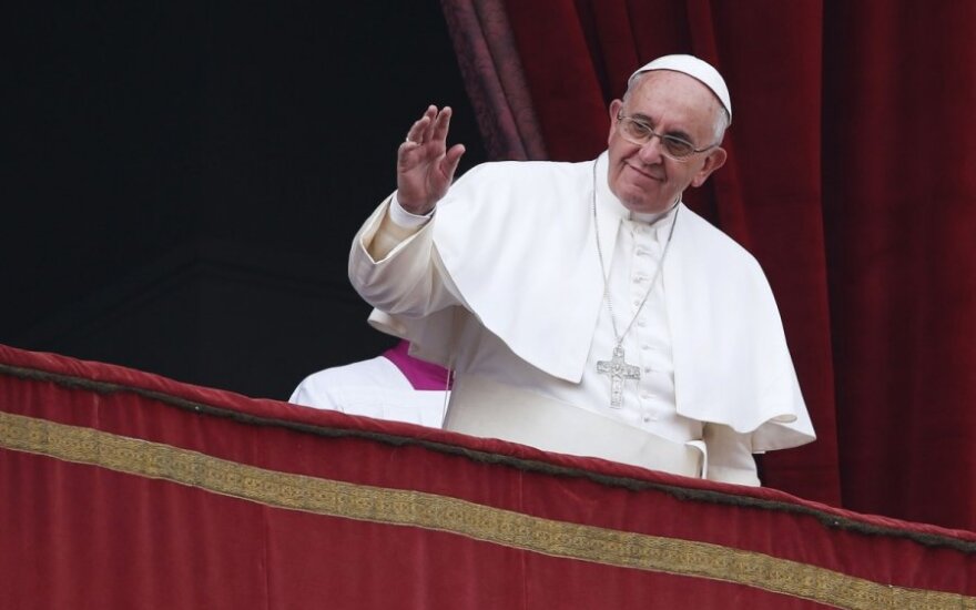 Popiežius pasmerkė religinių mažumų persekiojimą ir paragino siekti taikos Ukrainoje