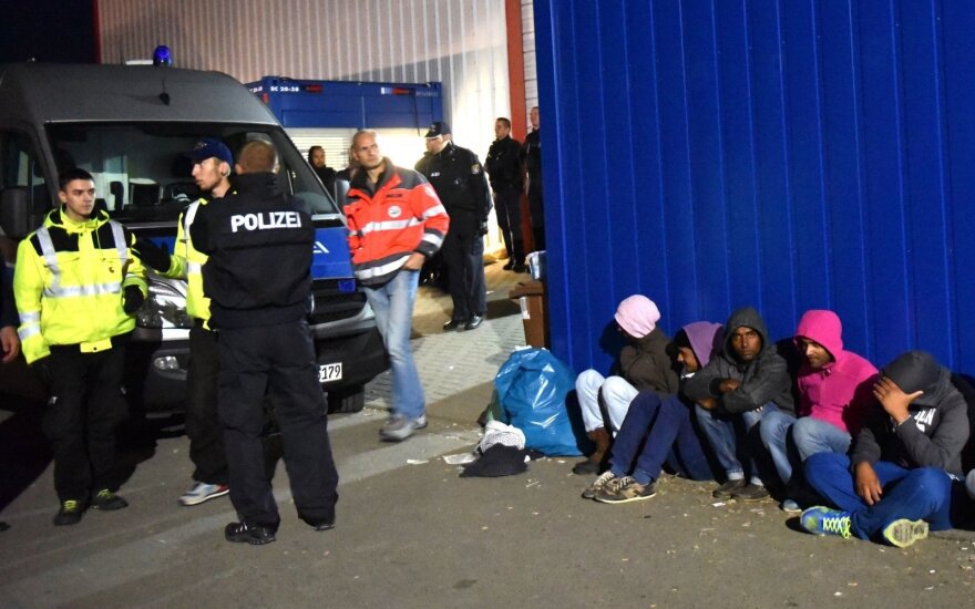 Vokietijoje – pabėgėlių susirėmimai