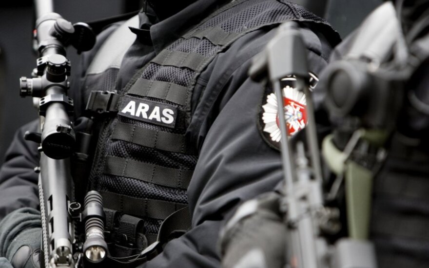Jungtinės septynių Europos šalių policijos pajėgos sutriuškino vieną įtakingiausių organizuotų nusikalstamų grupuočių