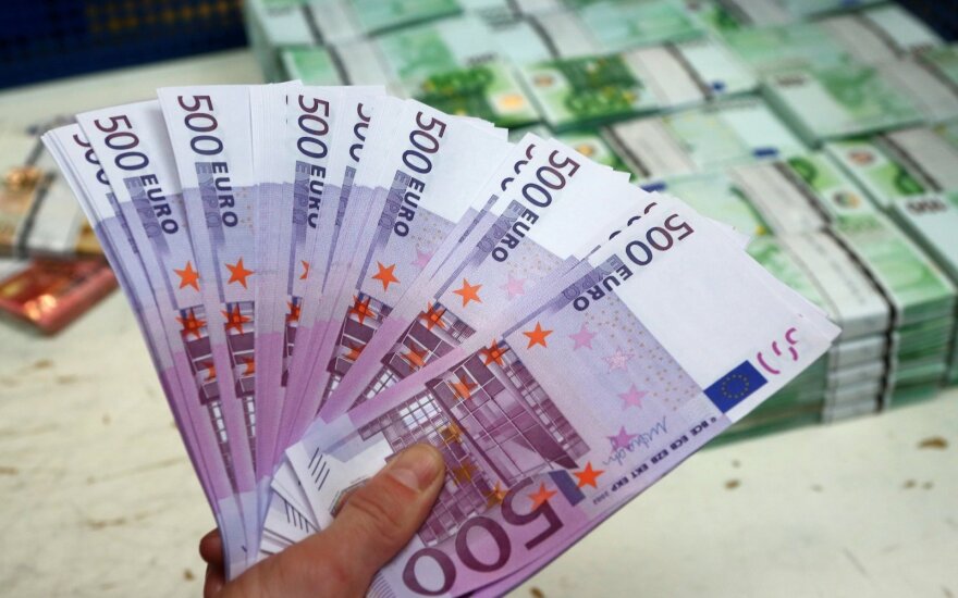 Netikėti pokyčiai: darbuotojams išmokėjo įspūdingas sumas