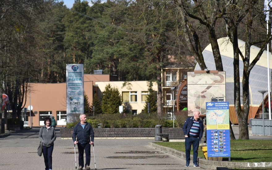 Druskininkuose ketinama rekonstruoti pagrindinę pėsčiųjų arteriją – Vilniaus alėją