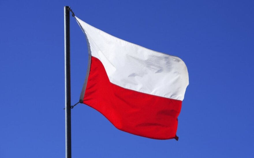 ES oficialiai perspėjo Lenkiją užtikrinti įstatymų viršenybės laikymąsi