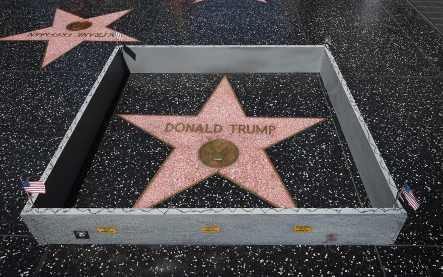 Donaldo Trumpo žvaigždė Holivudo šlovės alėjoje
