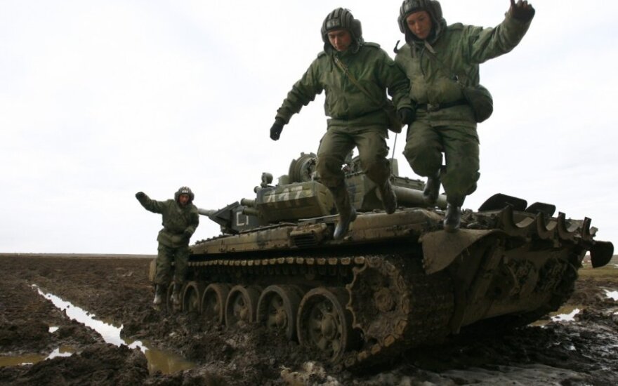 Kijevas: Rusijos pajėgos minuoja Ukrainos teritoriją