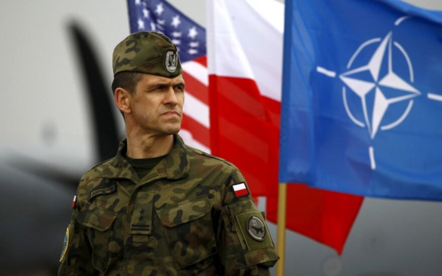 NATO žingsnis prie rytinių sienų